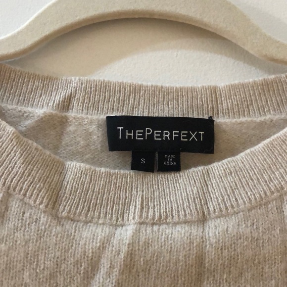 EUC ThePerfext Greenpoint fringe sweater - Picture 4 of 7